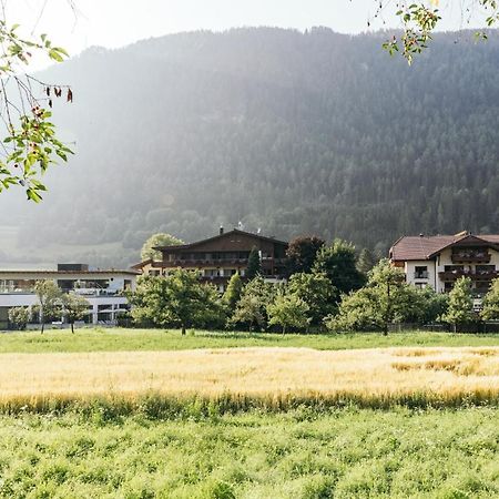 Gartenhotel Linde 4 Sterne Superior Ried im Oberinntal Exterior foto