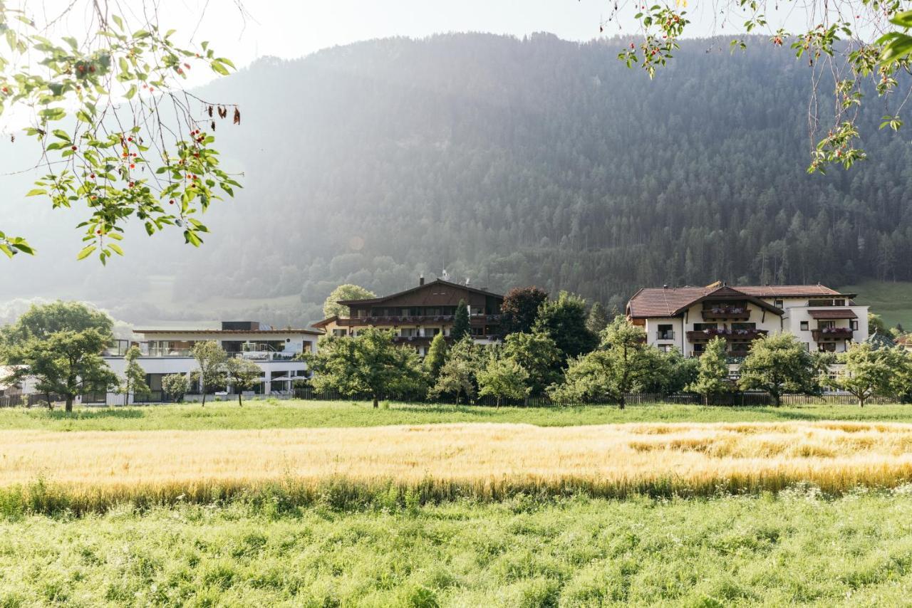 Gartenhotel Linde 4 Sterne Superior Ried im Oberinntal Exterior foto